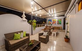 Casa Aguila Y Condor